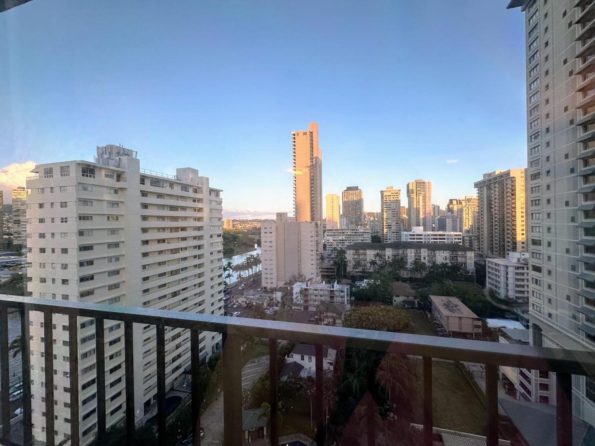 Vacation Rental Studios At Royal Garden Waikiki Honolulu Pokój zdjęcie